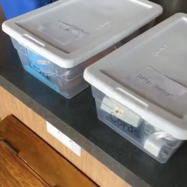 pack hack bins with paper notes